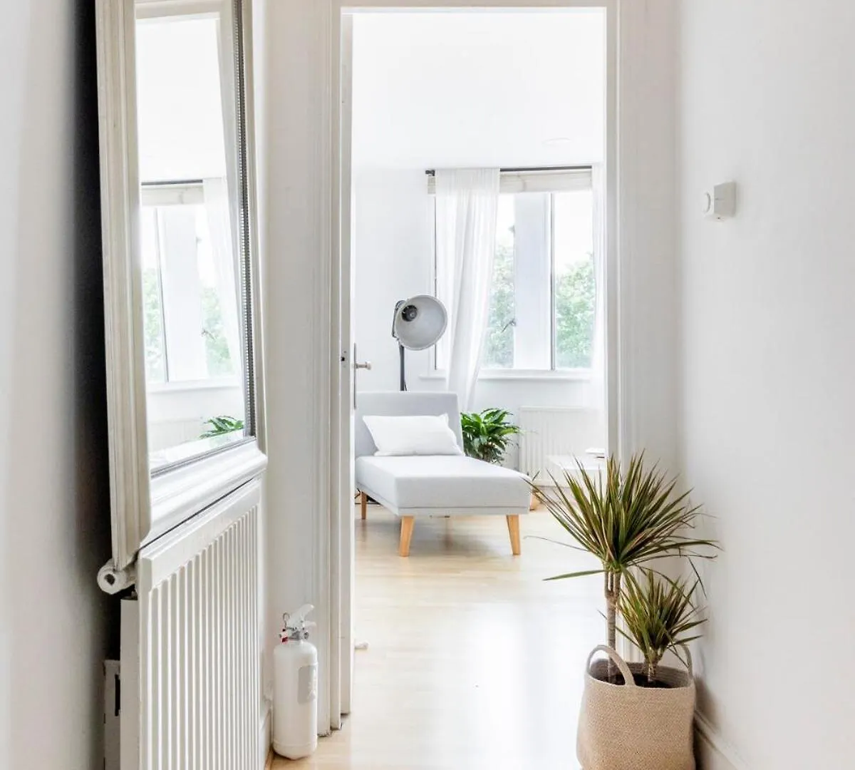 Gracefully Chic And Undeniably Beautiful Apartment-Sustainable Living London United Kingdom