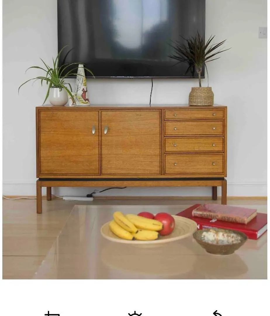 Gracefully Chic And Undeniably Beautiful Apartment-Sustainable Living London 0*,